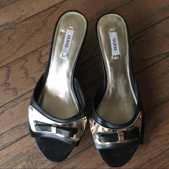 GUESS Designer Heels - Picture 3 of 4